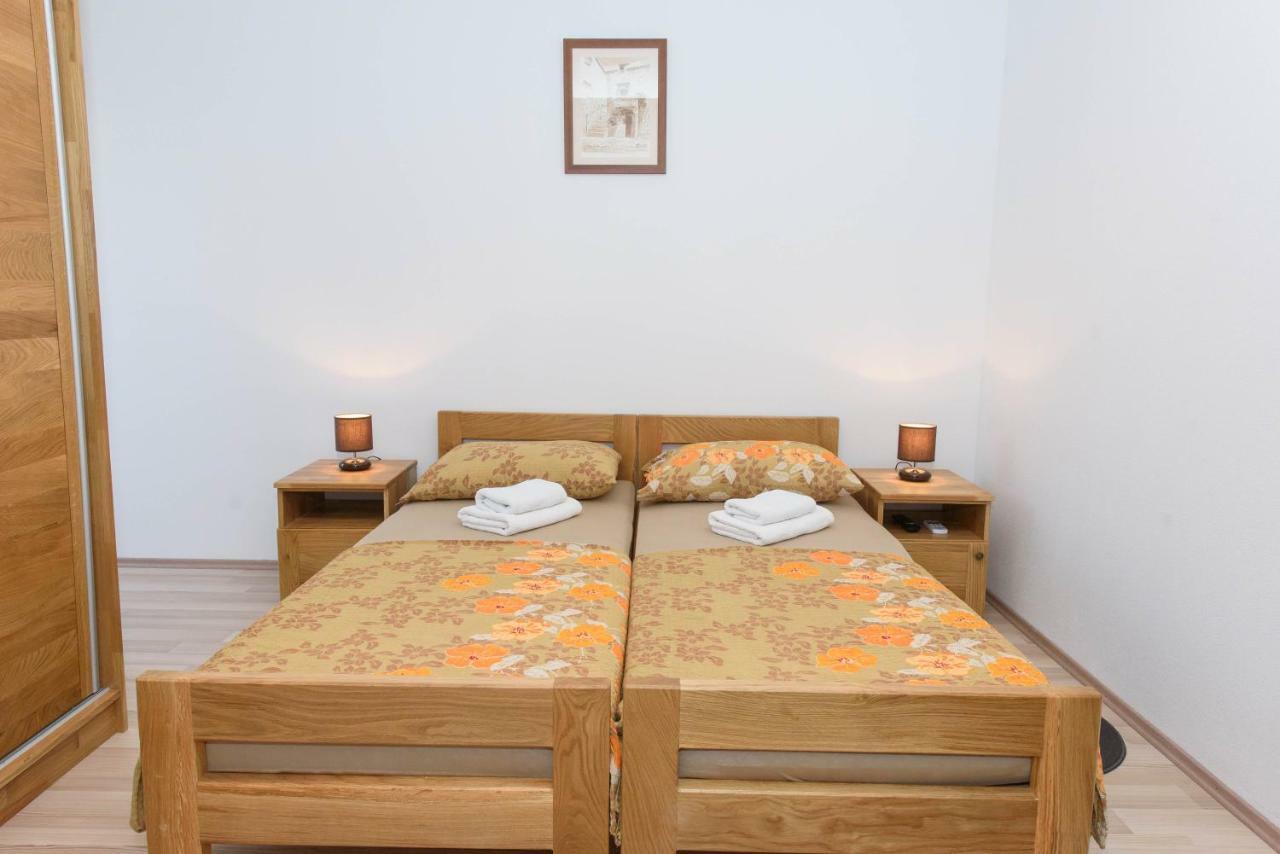 Luxury Rooms Ivana Kaštela Exterior foto