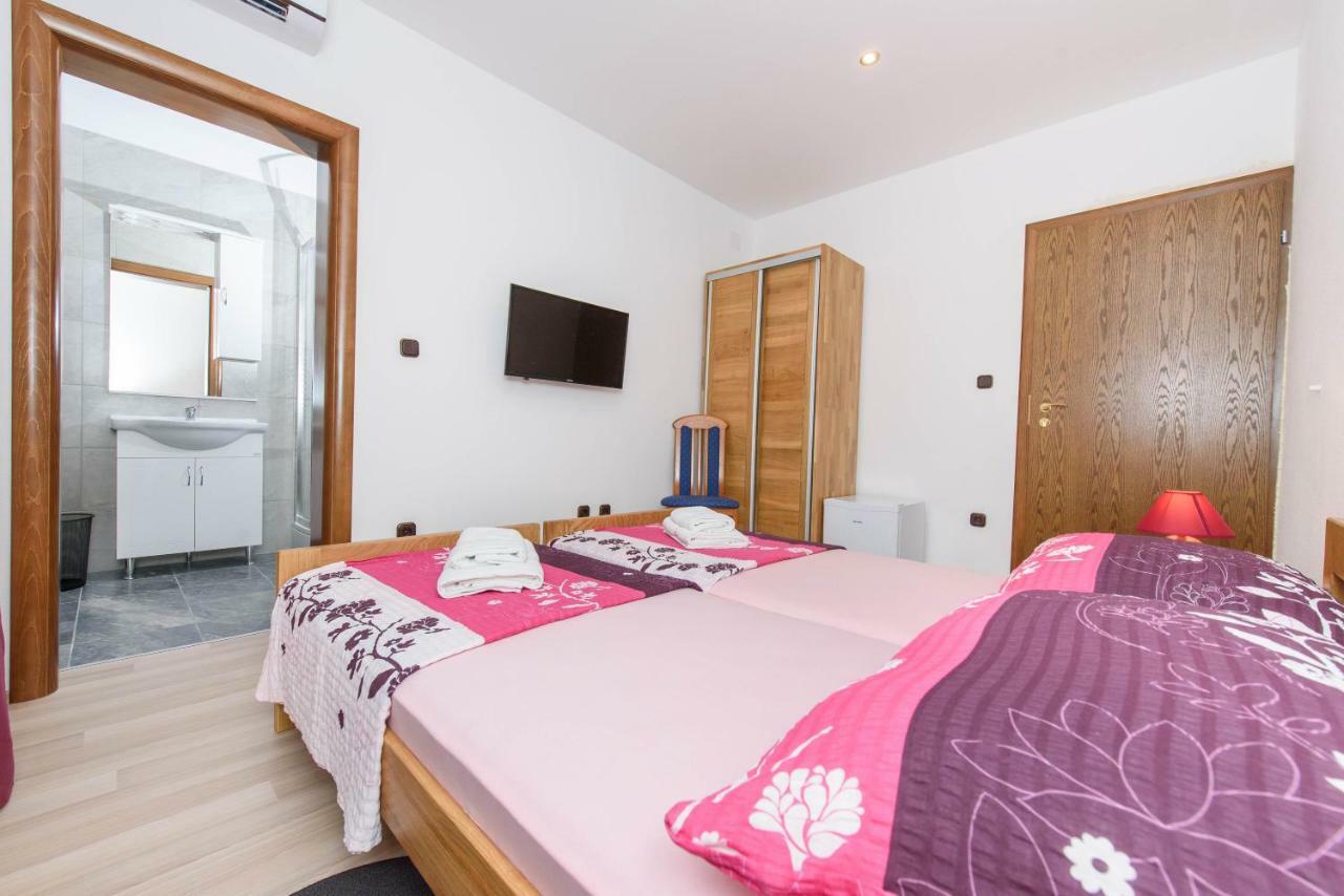 Luxury Rooms Ivana Kaštela Exterior foto